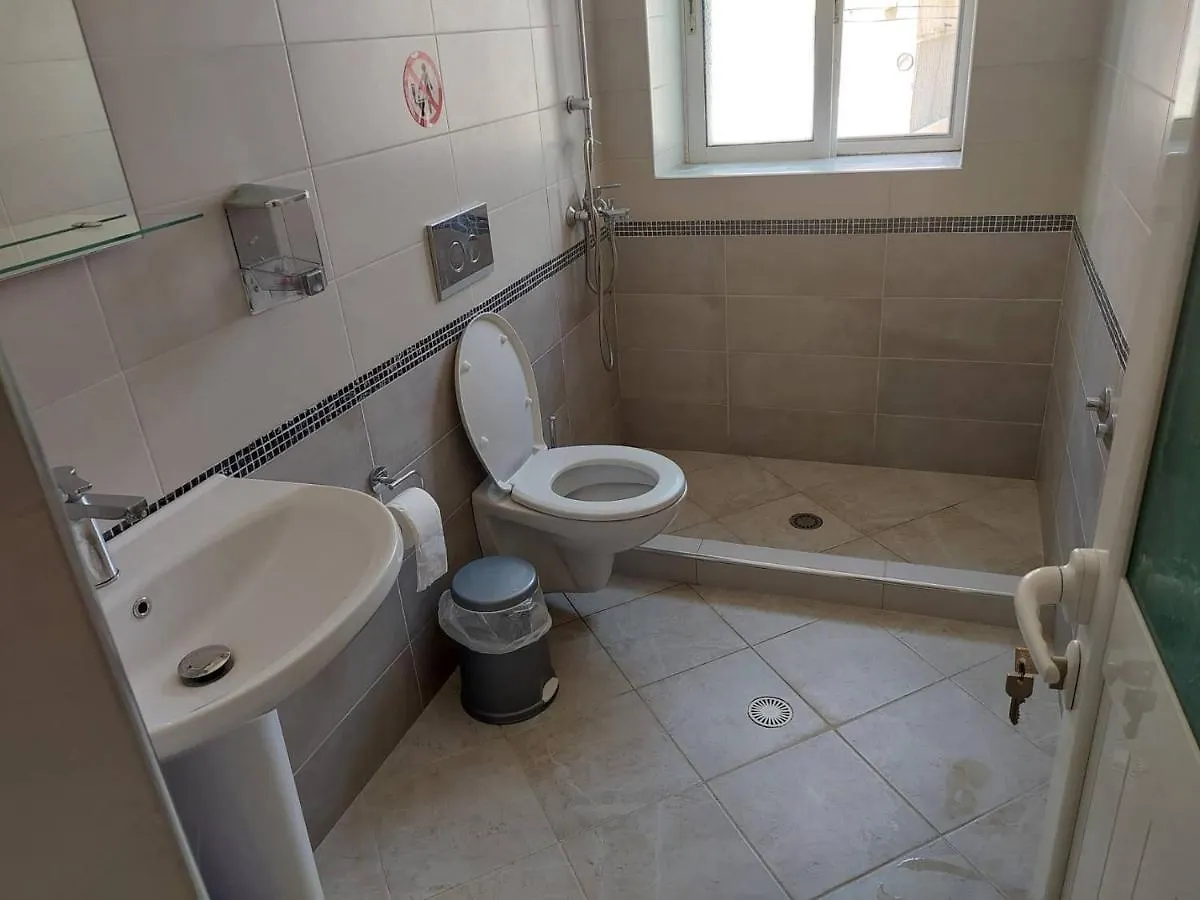 Apartment Leandro Ksamil